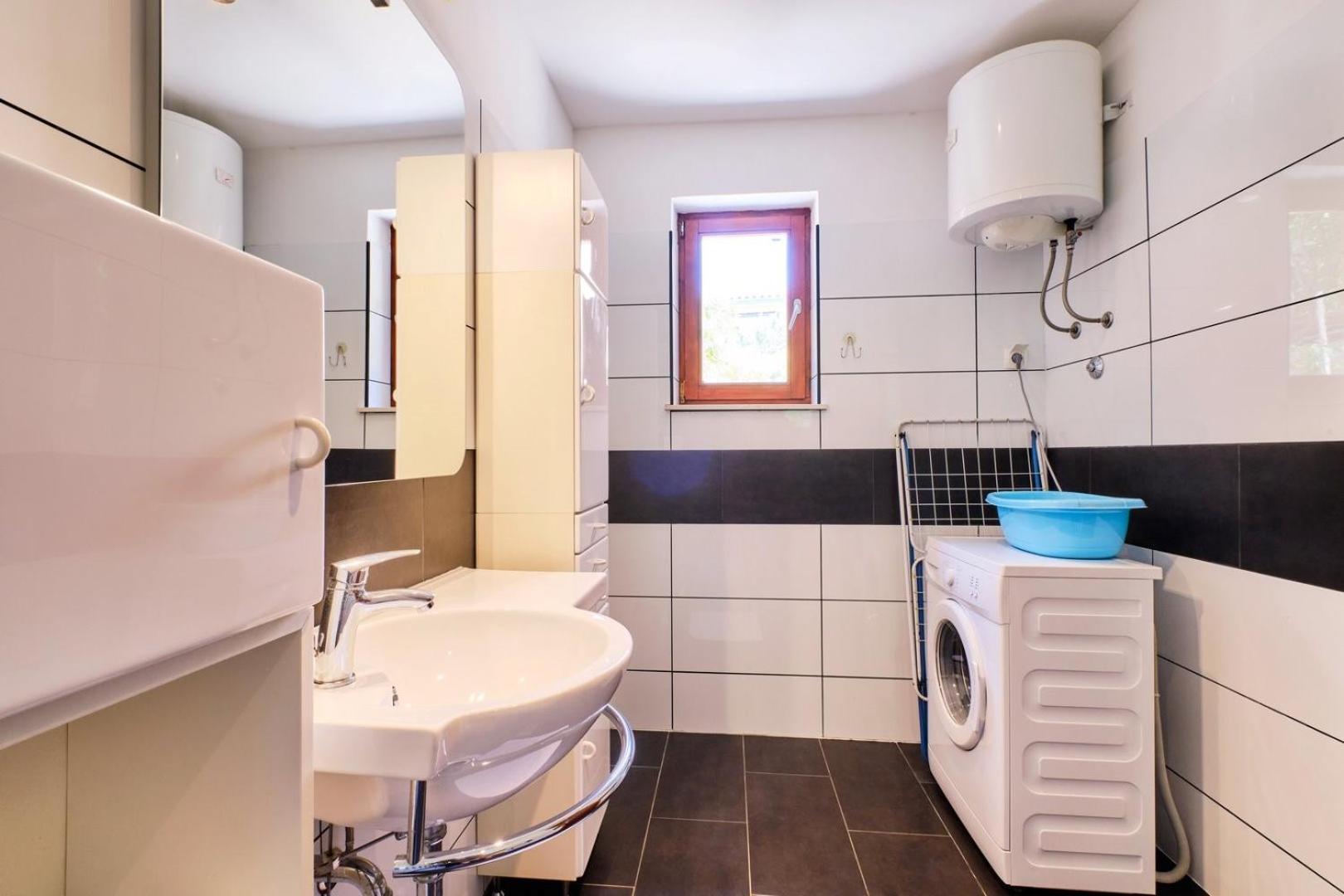 Apartments Ady Mali Losinj Ngoại thất bức ảnh